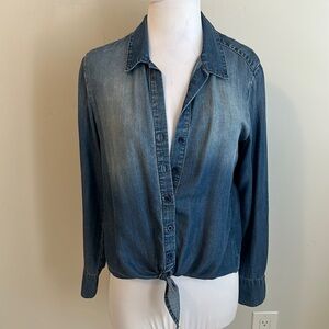 Cloth & Stone Ombré Chambray Tie Front Shirt